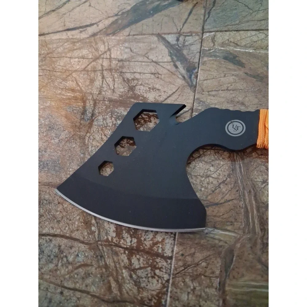 Ultimate Survival Technologies ParaHatchet FS, Orange